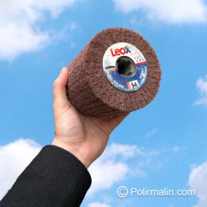 ROUE DE FINITION 100 X 100 X 19 MM - NYLON A MOYEN