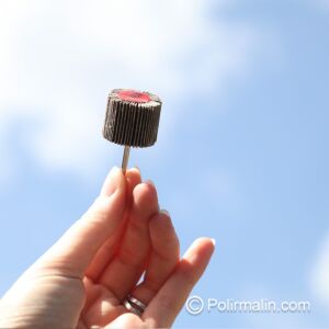 ROUE À LAMELLES ABRASIVES Ø25 x 20 MM AVEC TIGE DE 3 MM, P240